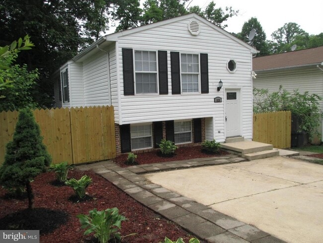 Primary Photo - 929 Capitol Heights Blvd
