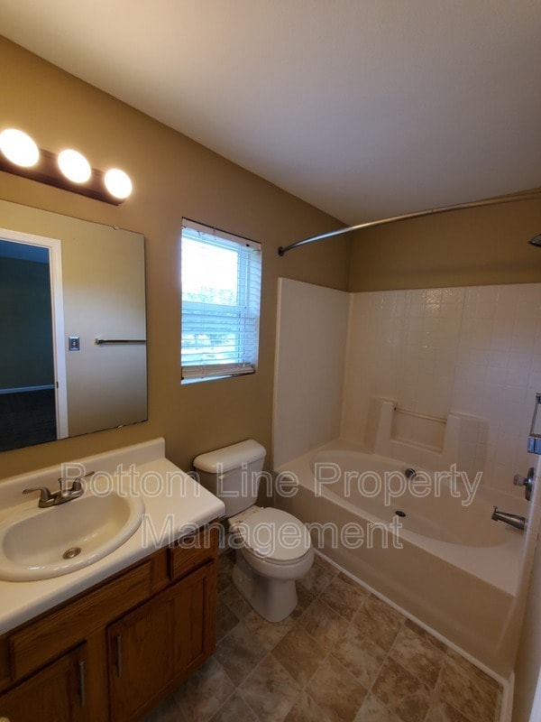 Building Photo - 8138 Belmont Stables Dr