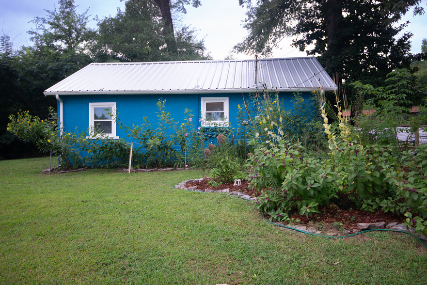 Building Photo - 100 Old Montevallo Rd