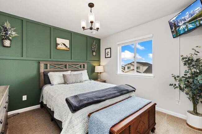 Building Photo - 1495 S Plumeria Dr