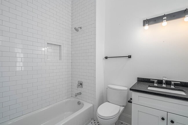 Building Photo - 1403 Jefferson St