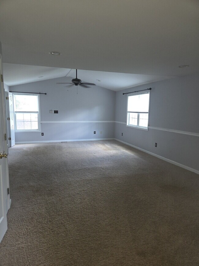 Building Photo - "Spacious 4-Bedroom Gem with Finished Basement in Walkersville - Ideal Family Living!"