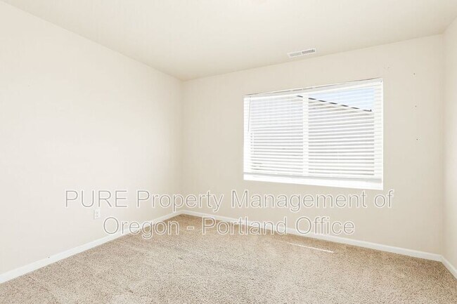 Building Photo - 6714 NW 158th Ave