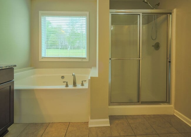 Building Photo - 77 Gray Field Ct