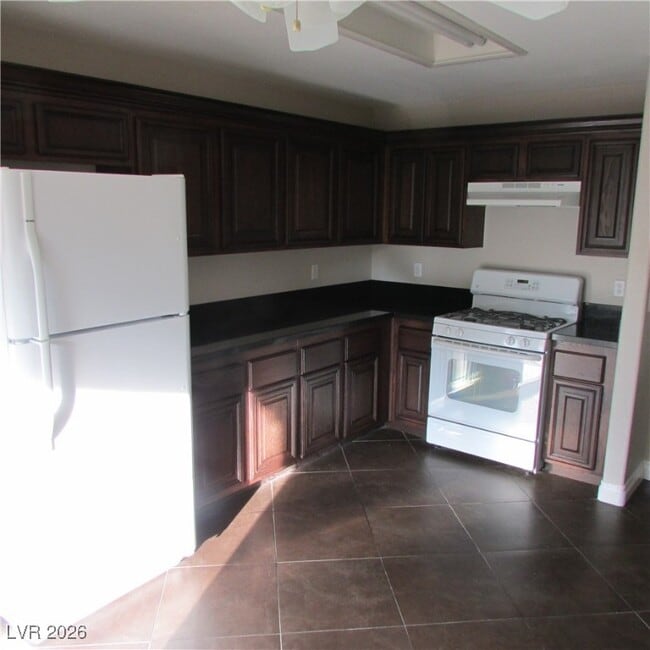 Building Photo - 7237 Tame Pl