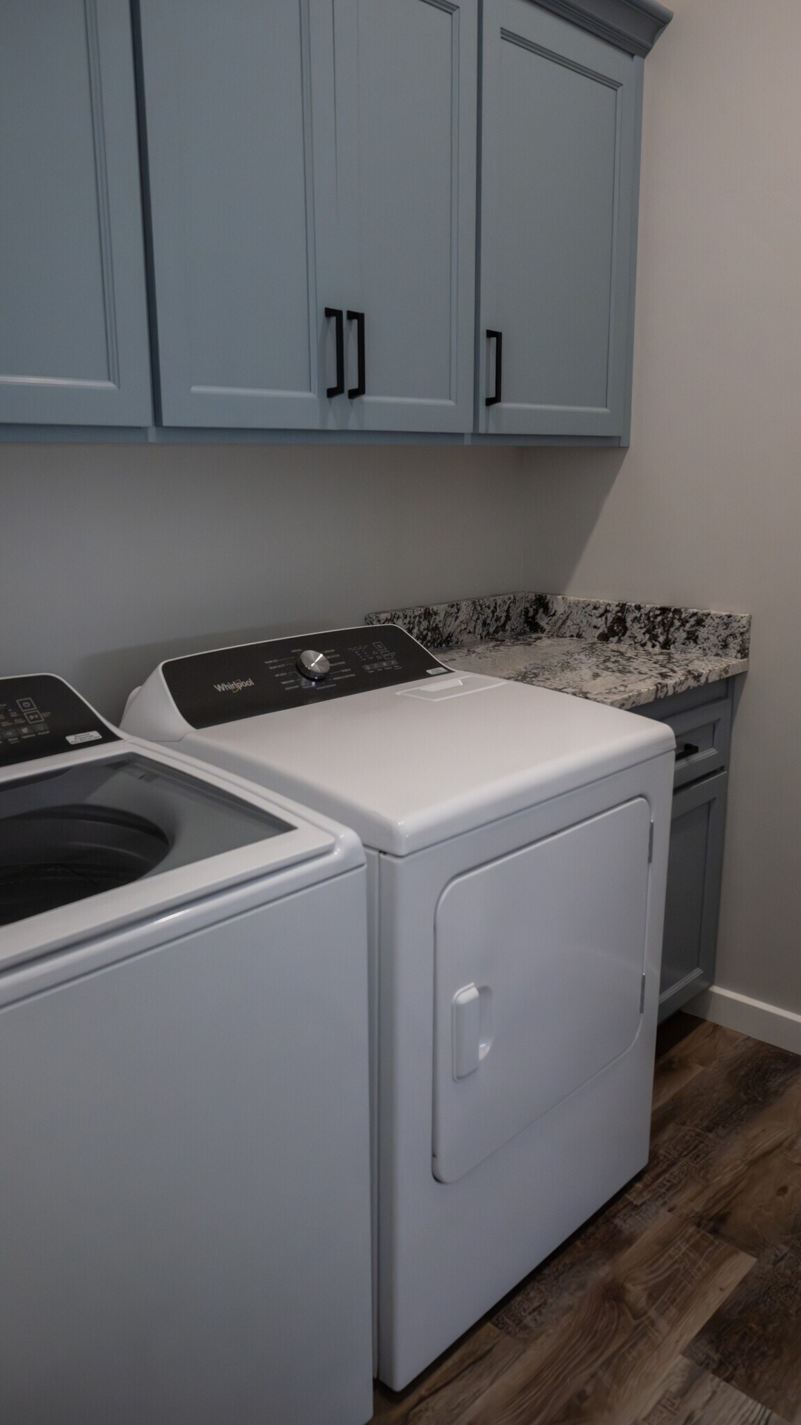 Building Photo - 920 9th St