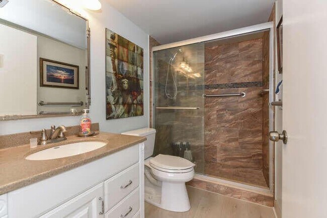 Building Photo - 1605 S US Hwy 1