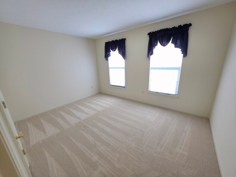 Building Photo - 15803 Lautrec Ct