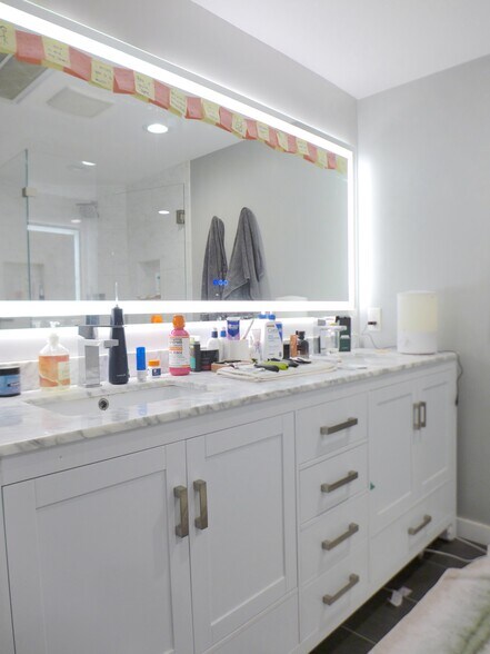 Building Photo - 483 Massachusetts Ave