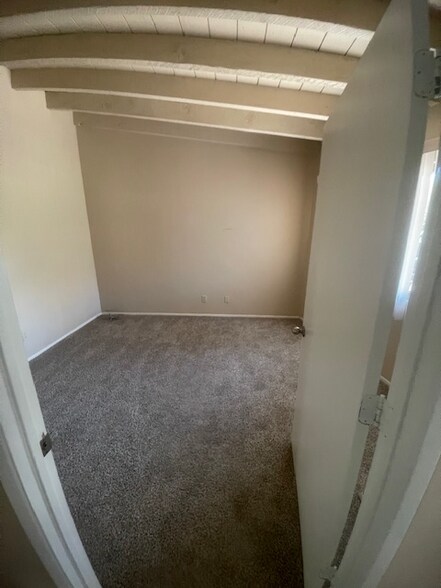 Building Photo - 5532 N La Casita Dr