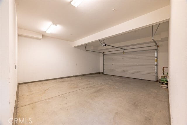 Building Photo - 172 Follyhatch