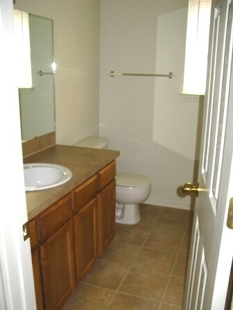 Building Photo - 501 Bermuda