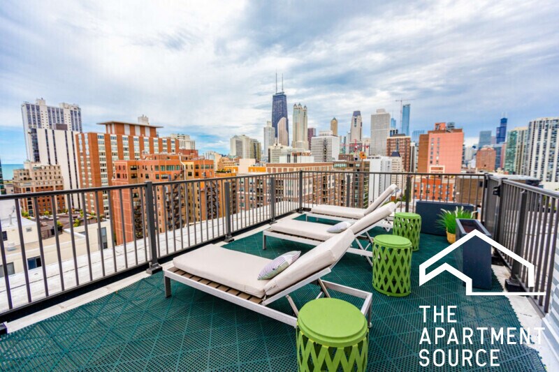 Building Photo - 1344 N Dearborn St