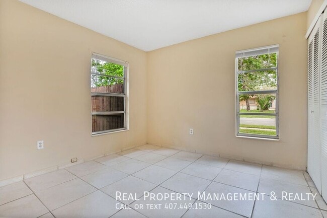 Building Photo - 3121 Yorych Ln