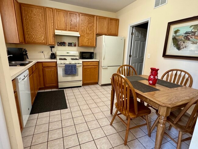 Building Photo - 543 Shakespeare Dr