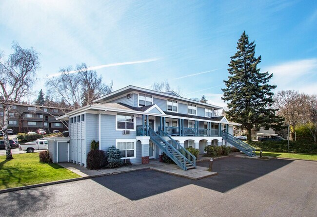 Building Photo - 714 Cascade Ave