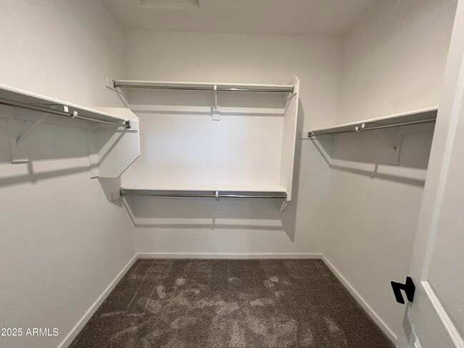 Building Photo - 740 E Lark St