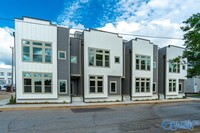 Building Photo - 10 Walnut St NE