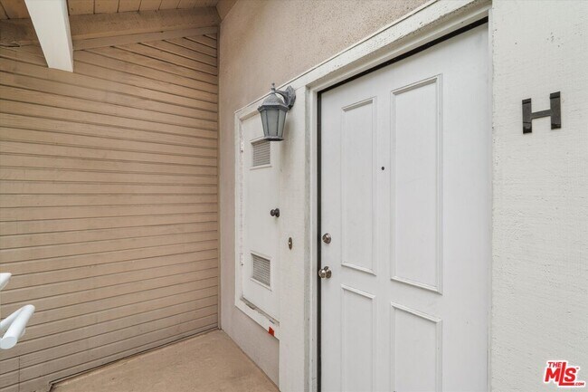 Building Photo - 3802 Dunford Ln