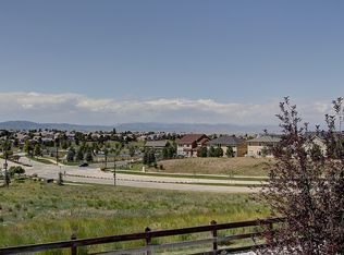 Building Photo - Great Views, Beautiful Home