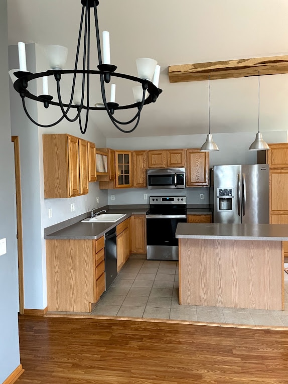 Kitchen - 1051 Tamarack Way