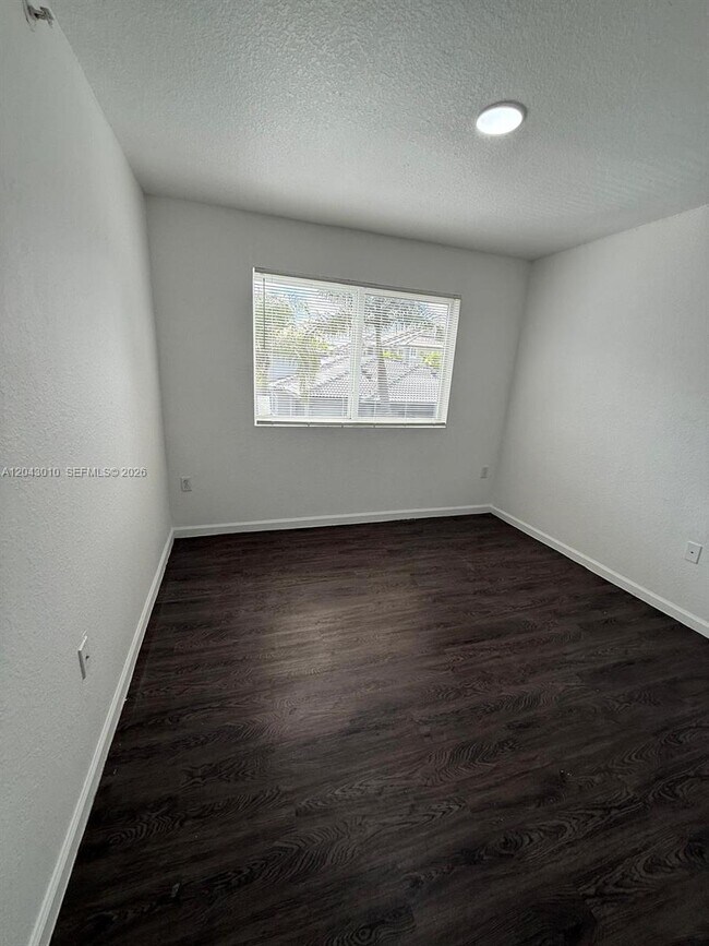 Building Photo - 15470 SW 284th St