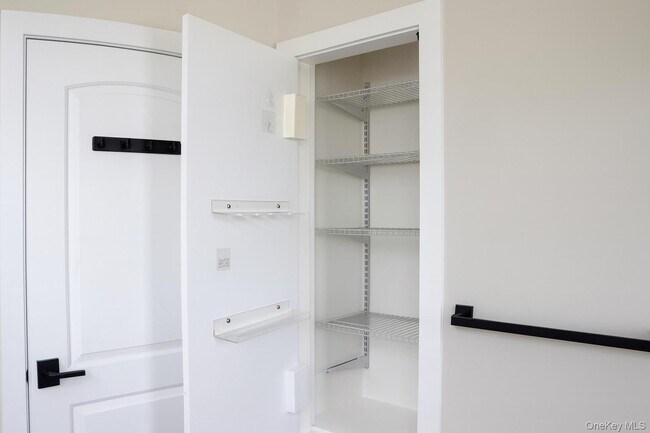 Building Photo - 195 Meagher Ave