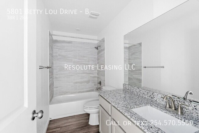 Building Photo - 5801 Betty Lou Dr