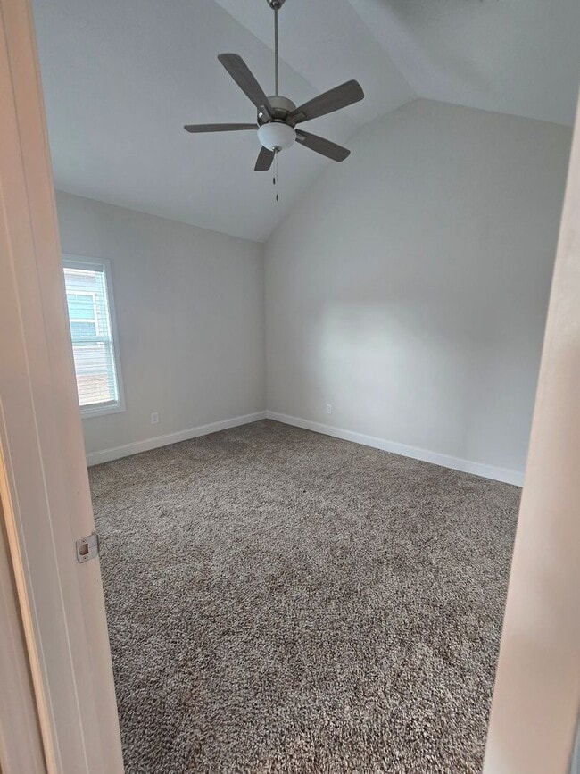 Building Photo - FOR RENT in MIDLAND! Available Now!