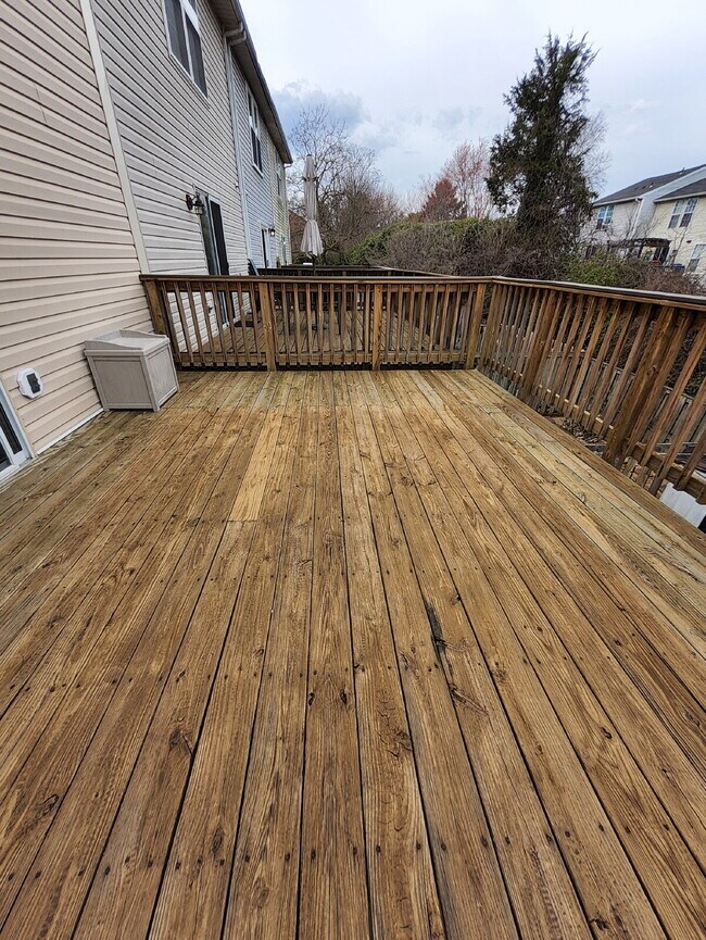 Building Photo - 783 General Wallace Ct