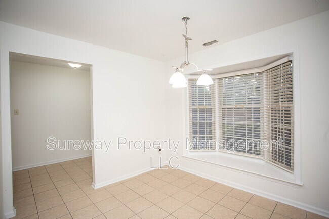 Building Photo - 3 Majestic Way