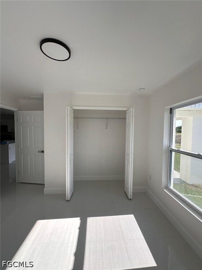Building Photo - 4788 Nelson Dr