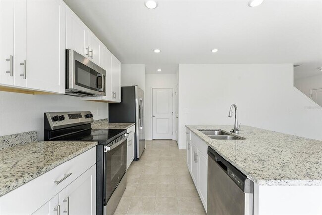 Building Photo - 5670 Nispero Wy