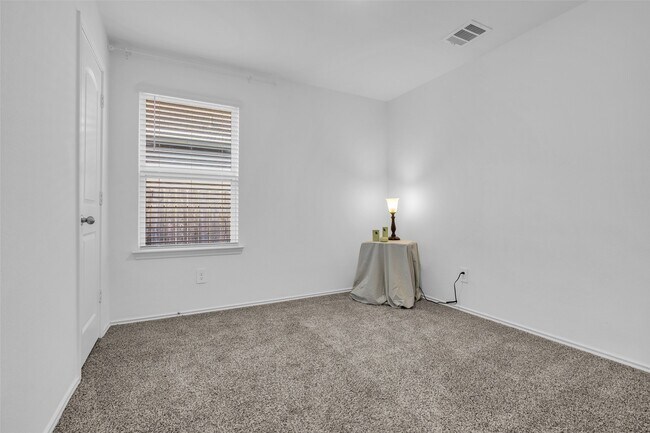 Building Photo - 14129 Upper Gardenia Ln