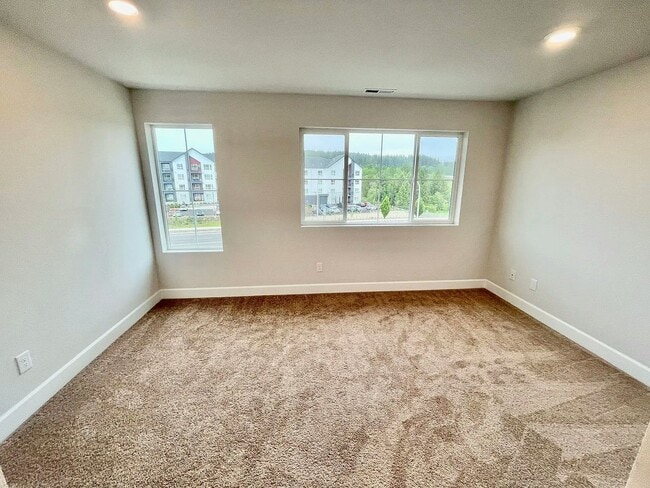 Building Photo - 17054 SW Lemongrass Ln