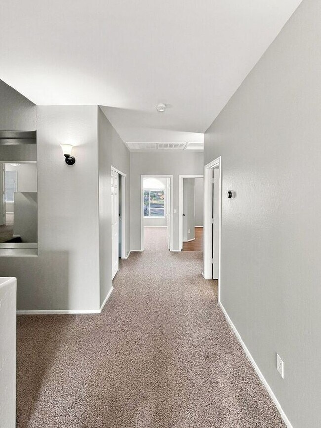 Building Photo - Spacious Chandler Home with RV Gate & 3-Car Garage!