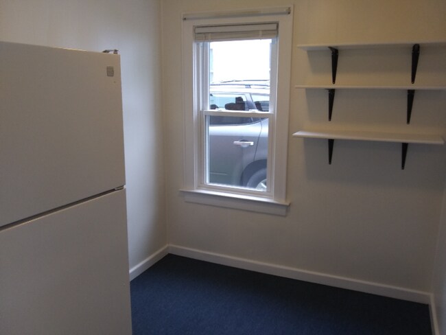 Building Photo - 79 Mayfair Dr