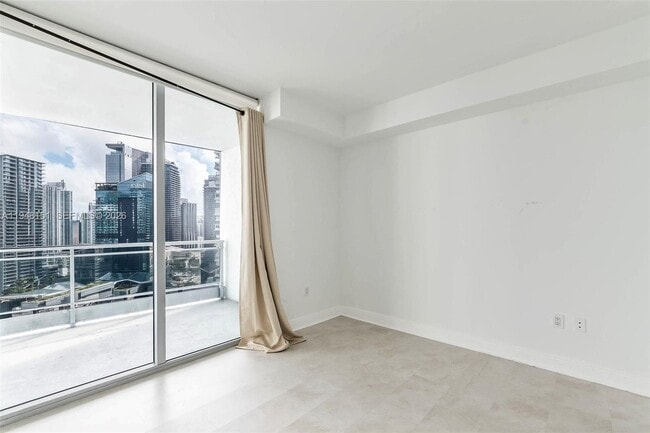 Building Photo - 90 SW 3rd St