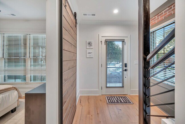 Building Photo - 1701 Portland Ave