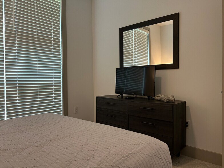 Building Photo - 13222 Ballantyne Corporate Pl