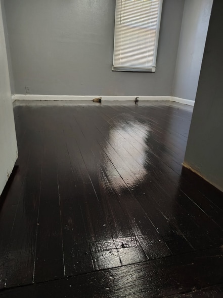 Building Photo - 138 Dorie St