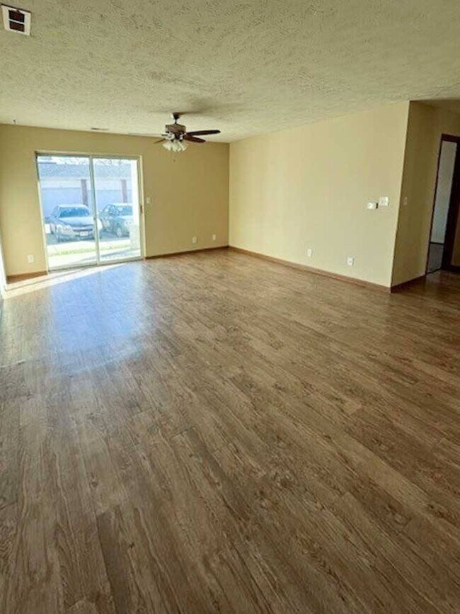 Floorplan - Pine Lake Heights Apartments