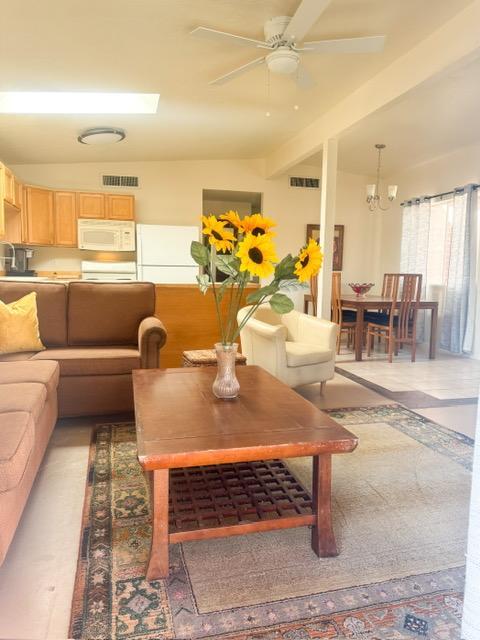 Building Photo - 9141 N Overlook Dr