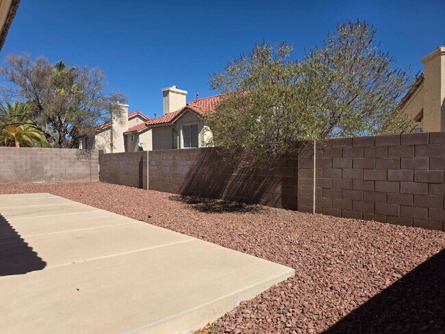 Building Photo - 8712 Cypresswood Ave