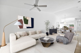 Building Photo - 2325 Hidden Lake Dr