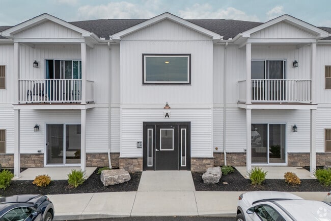 Building Photo - Homestead Townhomes & Senior Apartments