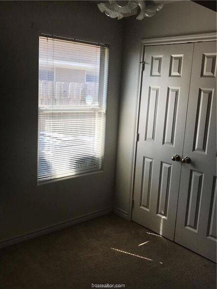 Building Photo - 3740 Marielene Cir