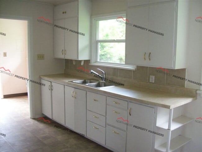 Building Photo - STATUS: -PENDING APPLICATION-  | R93B | $1700