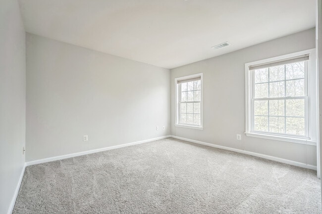 Building Photo - 4647 Red Admiral Way