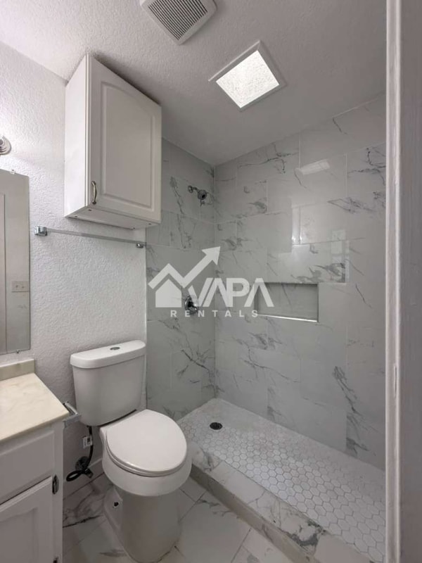 Building Photo - 6731 Cypress Lake Dr